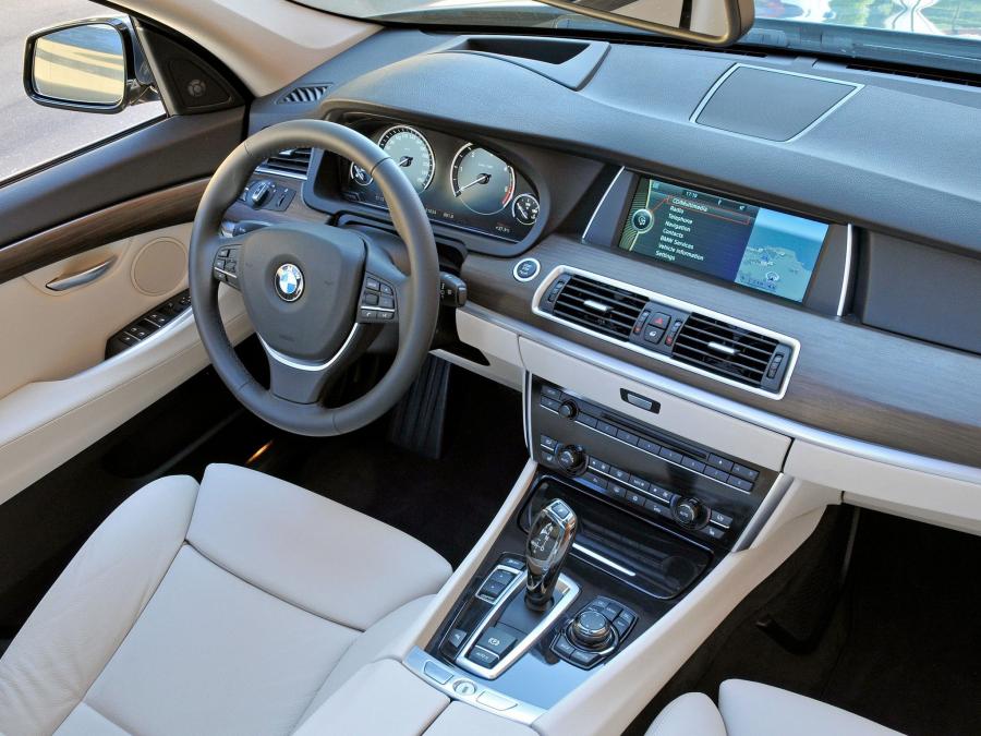  BMW 530d Gran Turismo 2009 года  (фото 17 из 29)